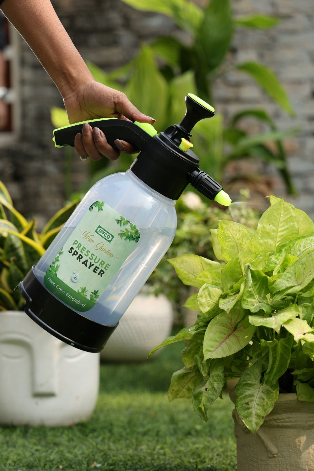 Pressure Sprayer 2lt – Indo American Hybrid Seeds